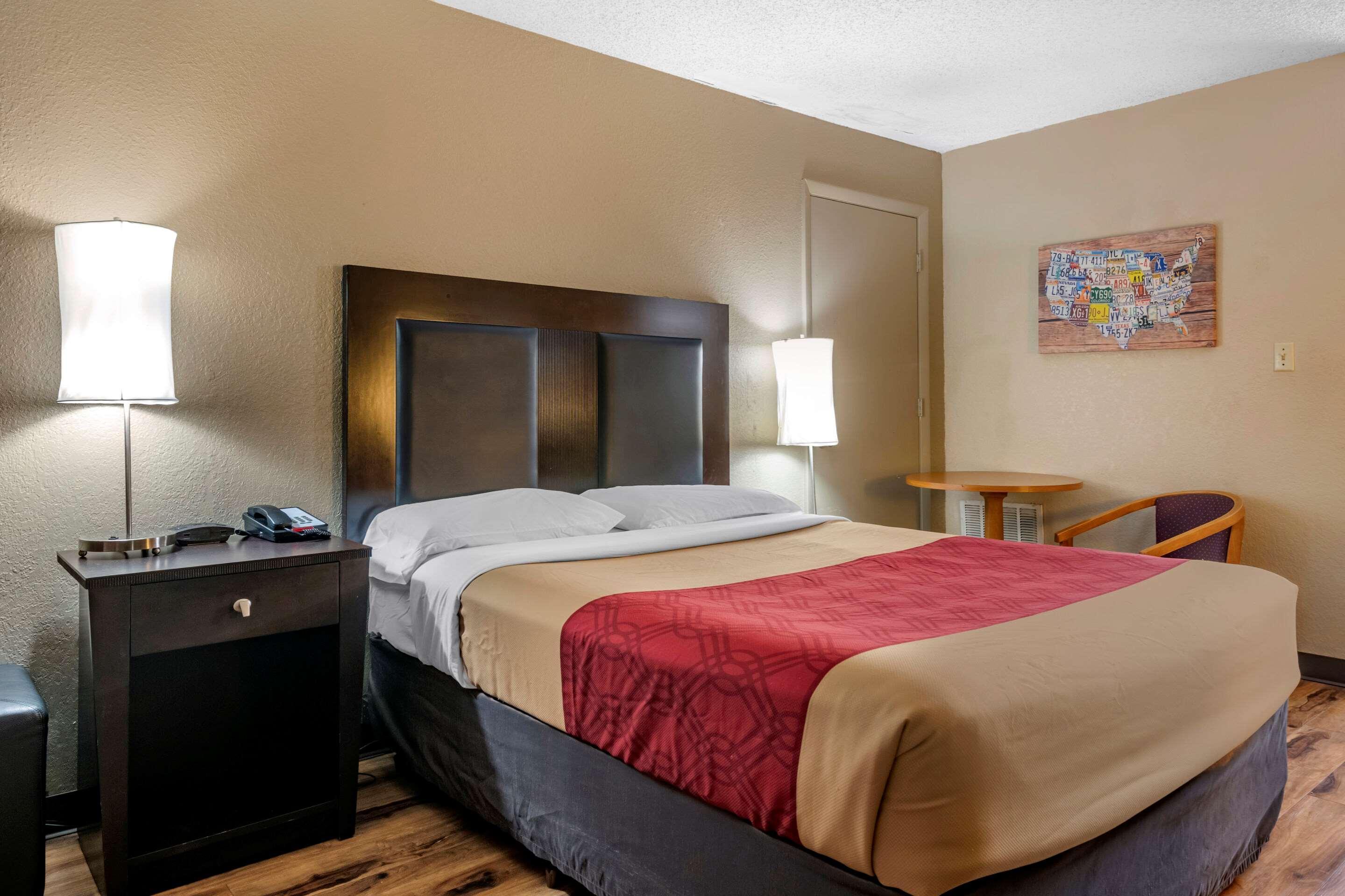 Econo Lodge Sebring Эйвон-Парк Экстерьер фото