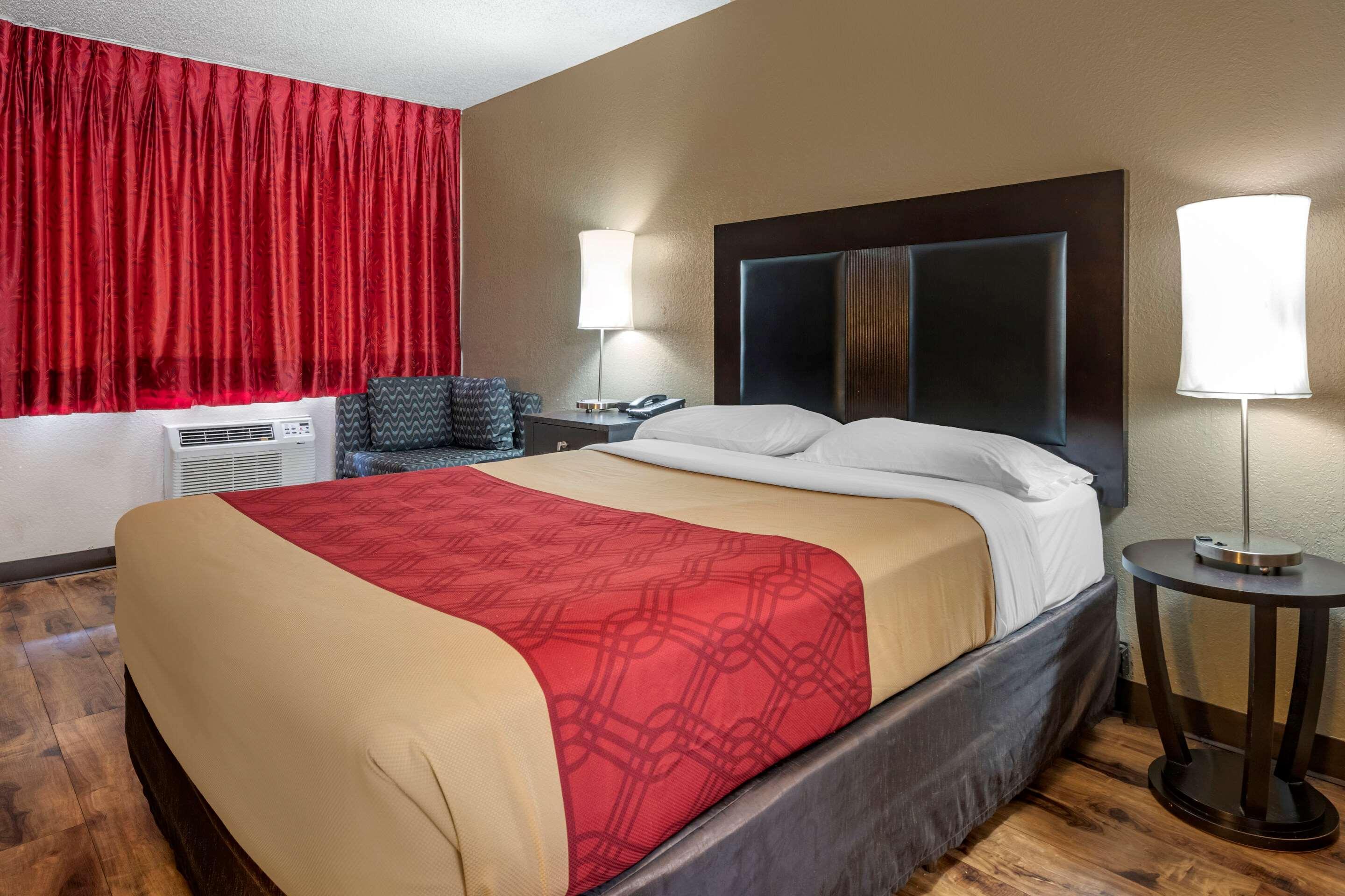 Econo Lodge Sebring Эйвон-Парк Экстерьер фото