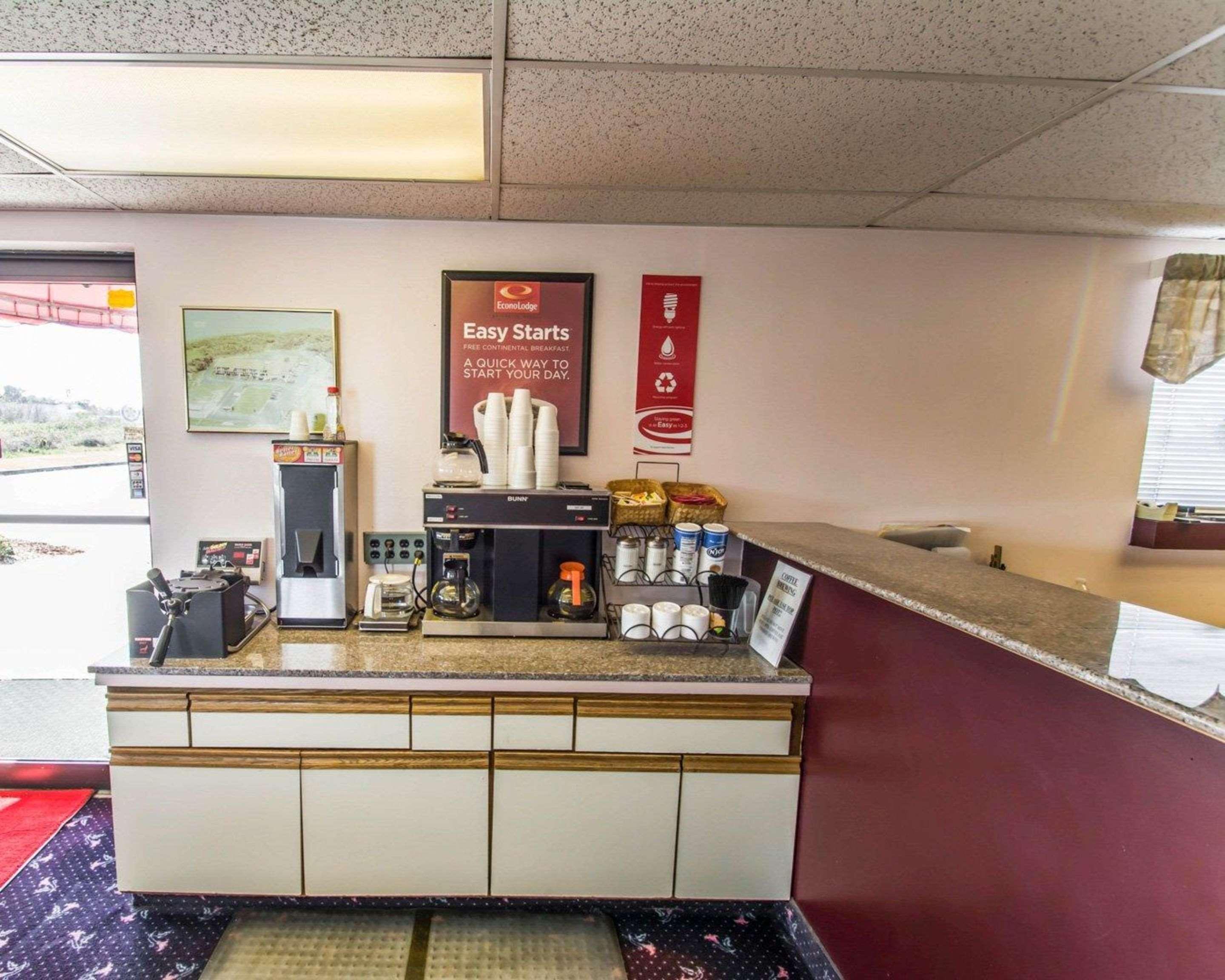 Econo Lodge Sebring Эйвон-Парк Экстерьер фото
