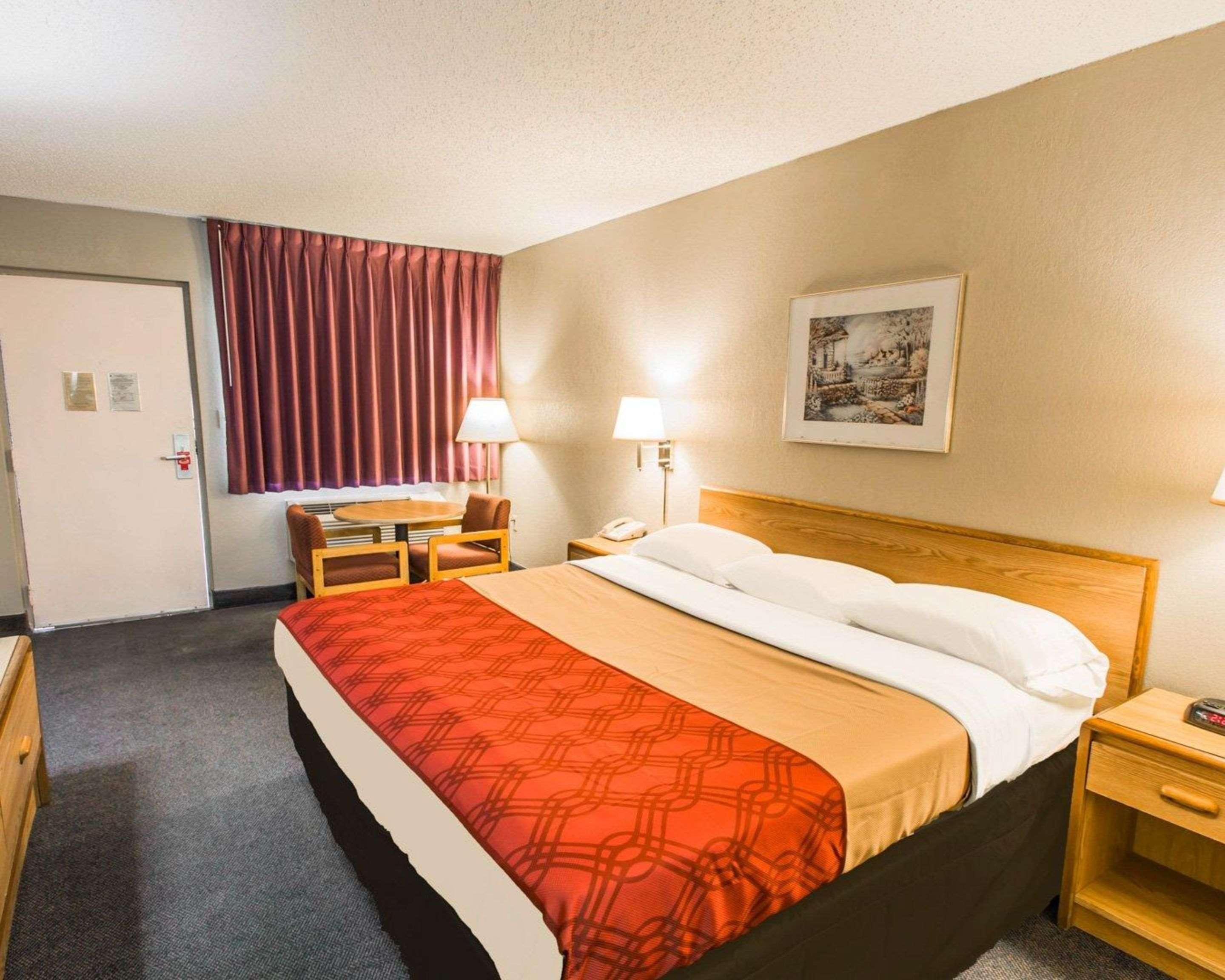 Econo Lodge Sebring Эйвон-Парк Экстерьер фото