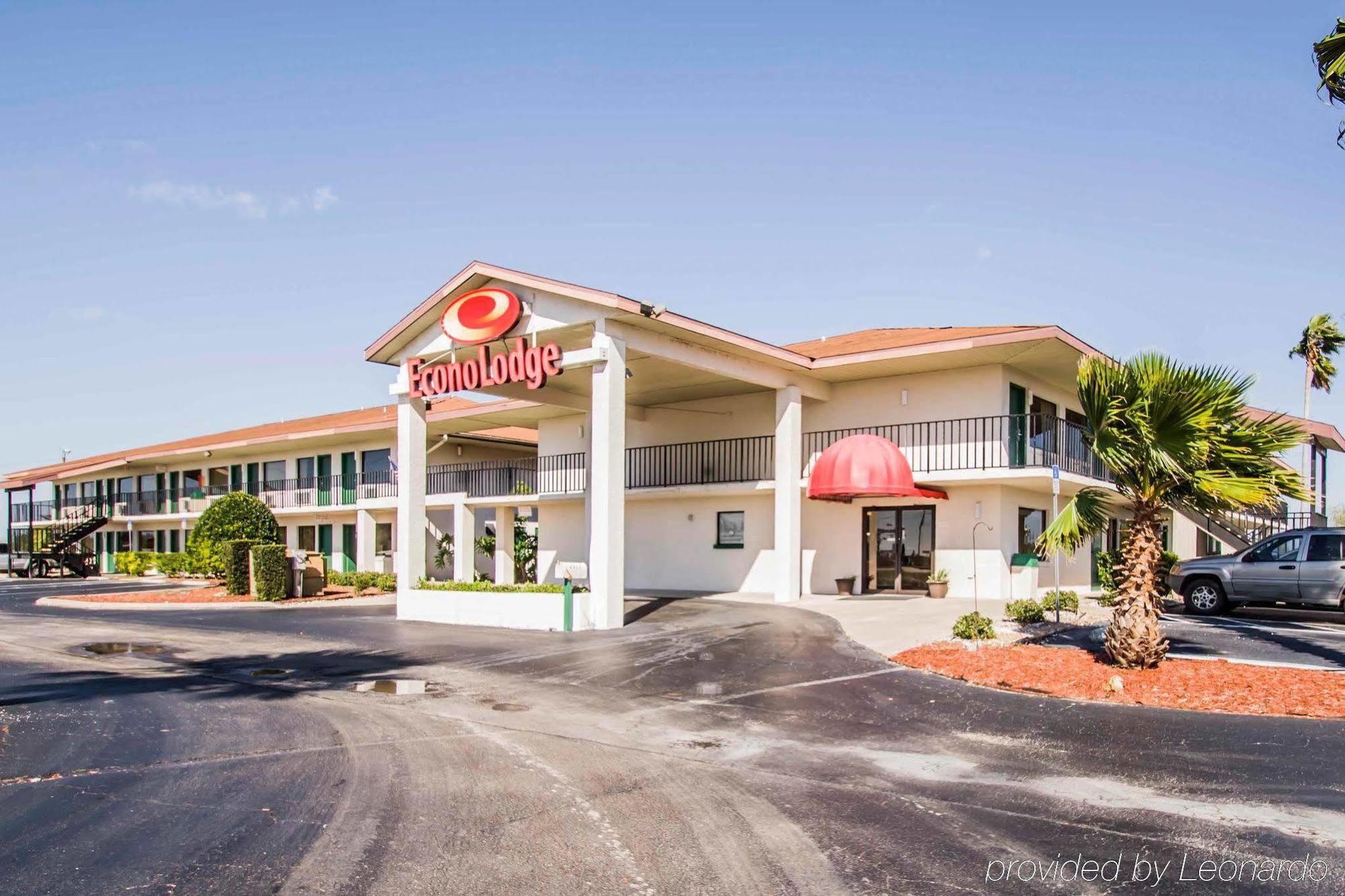 Econo Lodge Sebring Эйвон-Парк Экстерьер фото
